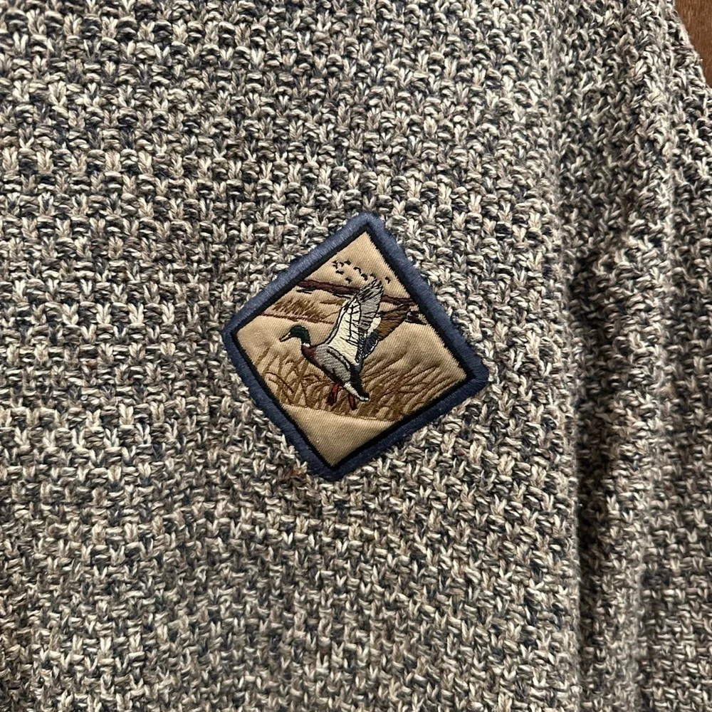 Vintage Shenandoah Crewneck Sweater with Ribbed Trim and Mallard Patch